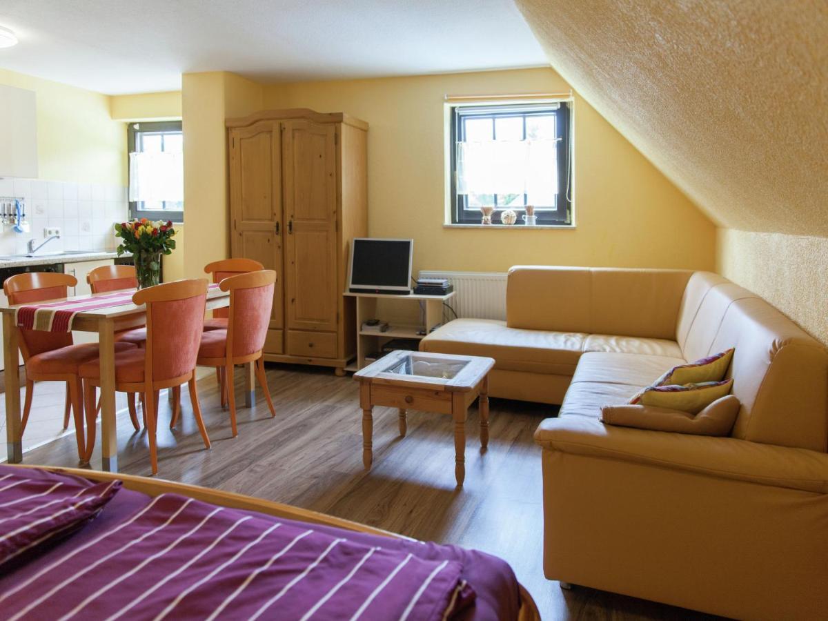 Beautiful Apartment In Merschbach With Garden Exteriér fotografie